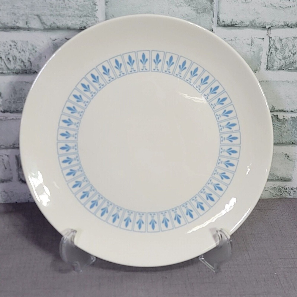 Vintage 60s Homer Laughlin Richelieu‎ Fleur De Lis Chop Plate 12.5 Blue White